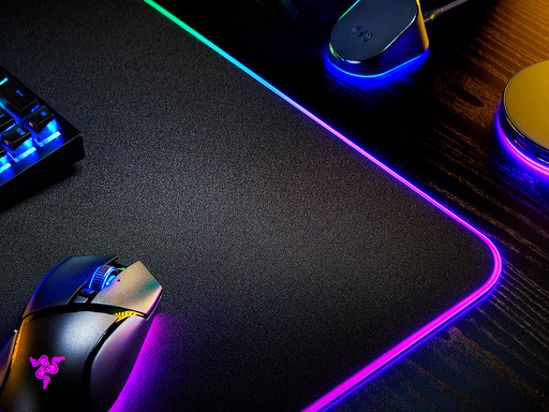 Fotografija izdelka Podloga za miško Razer Strider Chroma