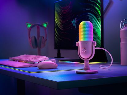 Fotografija izdelka Mikrofon Razer Seiren V3 Chroma, roza
